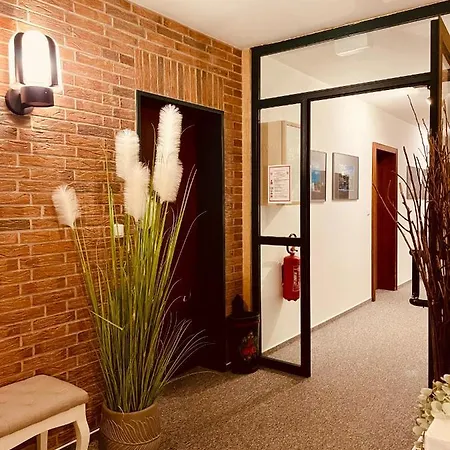 Hotel Zum Deutschen Heinrich 4*