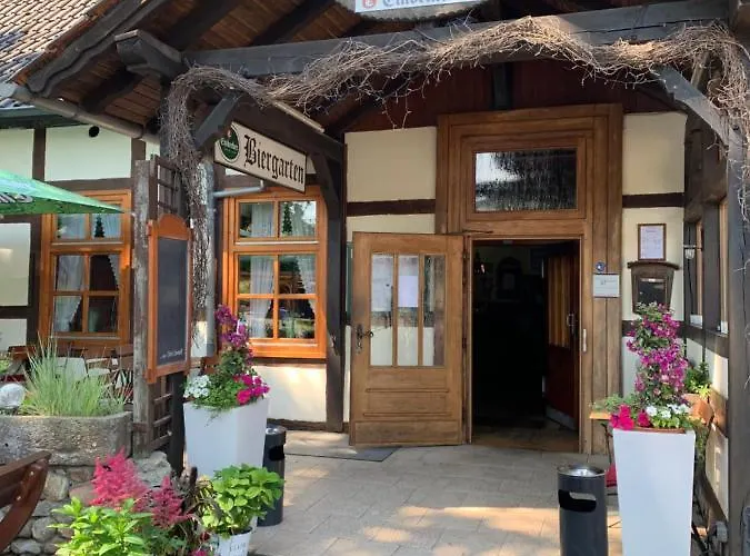 Zum Deutschen Heinrich 4* 기포른